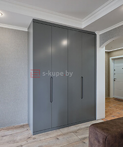 Распашной шкаф с крашеными фасадами №-R023